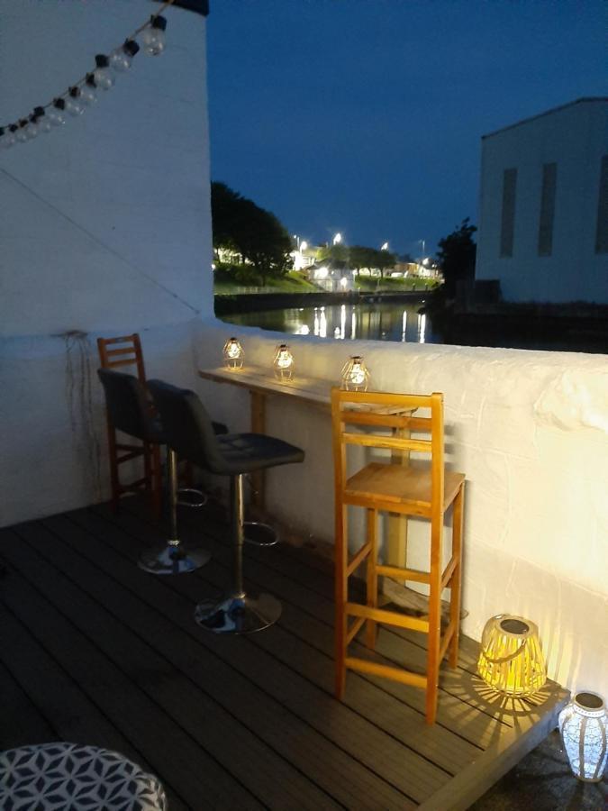 Stunning Riverside Town House With Views Ayrshire Girvan Exterior foto